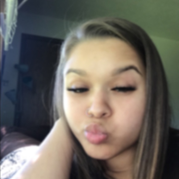 Meet your Posher, Ashanti - Picture 1 of 1